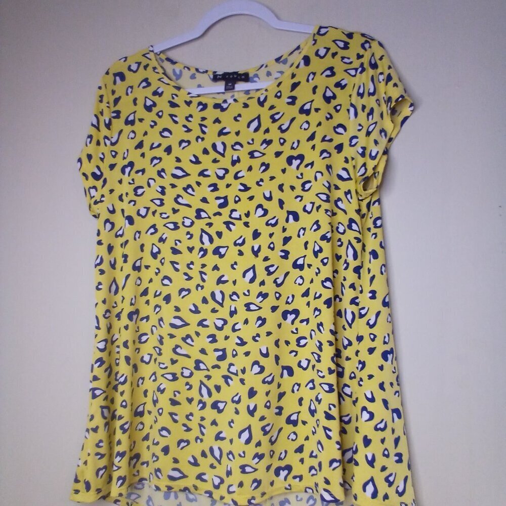 N Touch Blouse M Lot of 3 Short Sleeve Soft Stretch Pattern Yellow Red Green - Picture 9 of 12